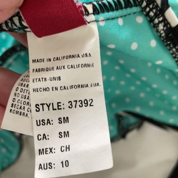 Guess bathing suit - Picture 8 of 8